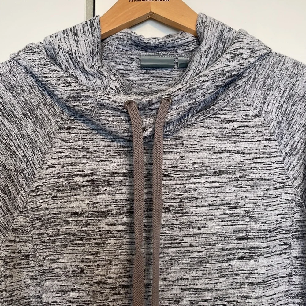 Athleta sweatshirt - Picture 7 of 7